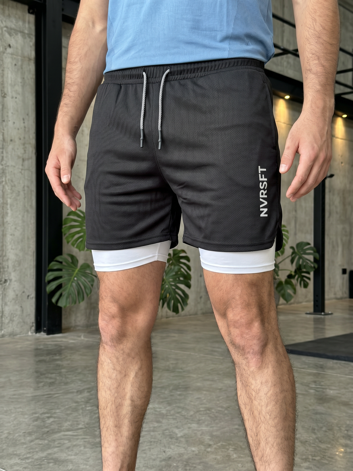 Short Atlético 2 en 1 de 7" con Bolsillos Forrados y Malla Stretch Kinetic - NVRSFT®